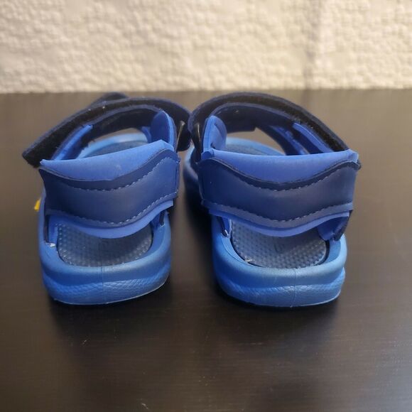 Kid's Ridger Swiftwater sandal sz 6/7 - Picture 8 of 8